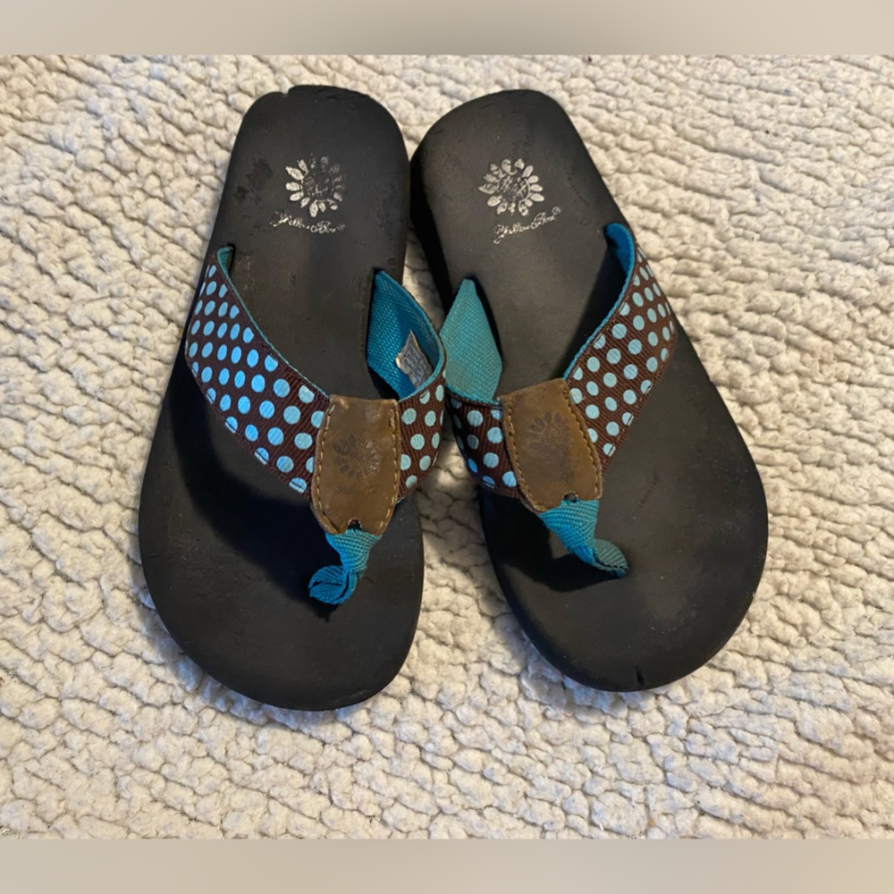 Girls Yellow Box Flip-Flops | 12